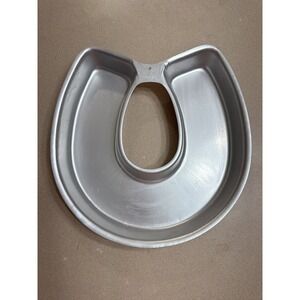 Wilton‎ Horseshoe Cake Pan 1972 Western Baking Mold Luck Rainbow St Patrick's